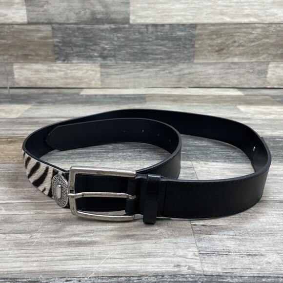 Martina Mori Leather Belt Zebra Silver Size Medium EUC Made In Italy - Picture 1 of 5